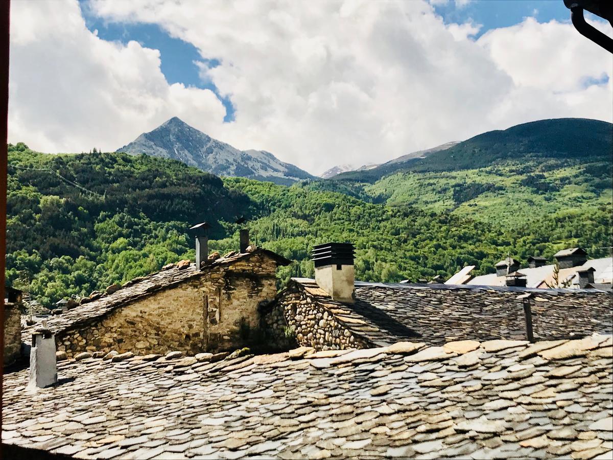 Bpirineos-Las Plazas Benasque Extérieur photo